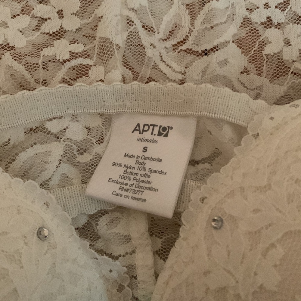 Intimates set - Picture 5 of 8